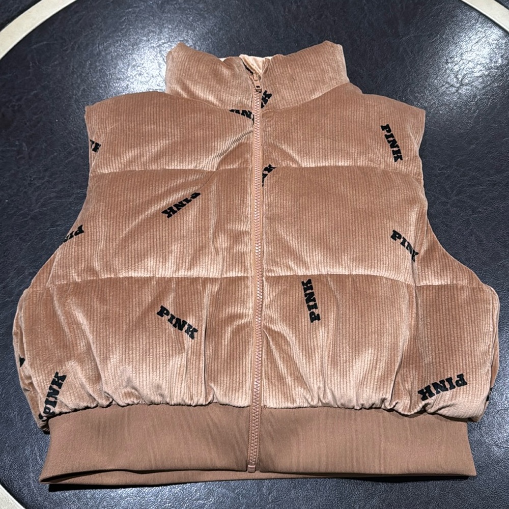 PINK Vest. NWT